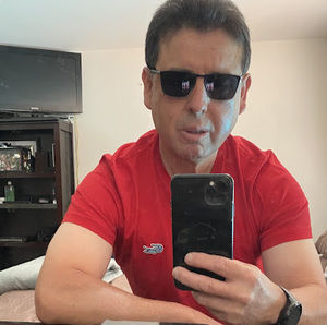 Meet your Posher, Rafael